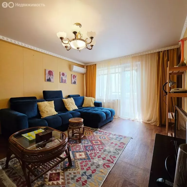 3-комнатная квартира: Амурск, проспект Победы, 11 (59.2 м) - Фото 1