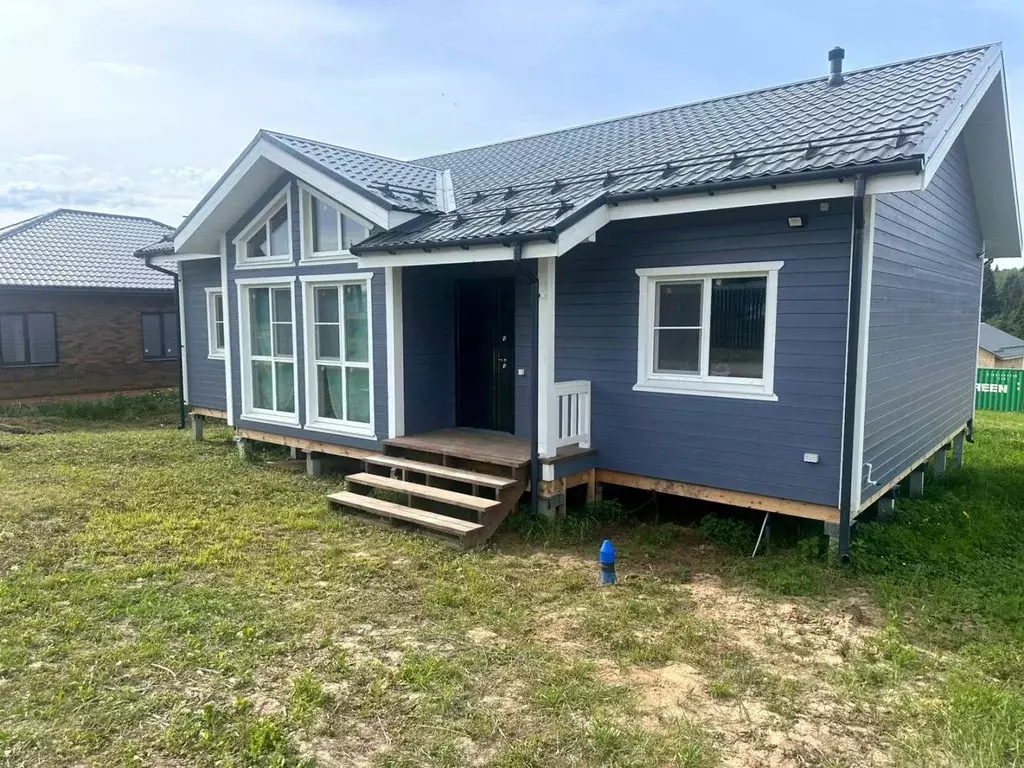 Дом в Московская область, Сергиево-Посадский городской округ, д. ... - Фото 1