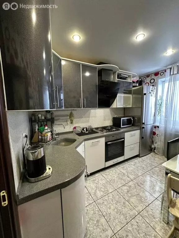 3-комнатная квартира: Новомосковск, Молодёжная улица, 10 (66 м) - Фото 2