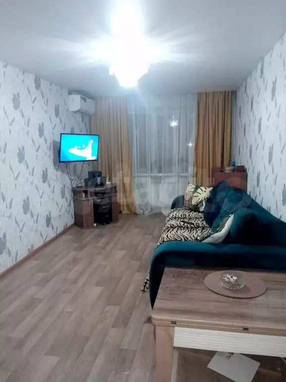 3-к. квартира, 57,4 м, 1/4 эт. - Фото 0