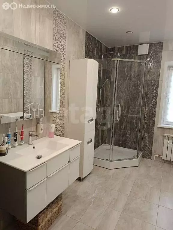 Дом в посёлок Элита, Огородная улица (206 м) - Фото 1