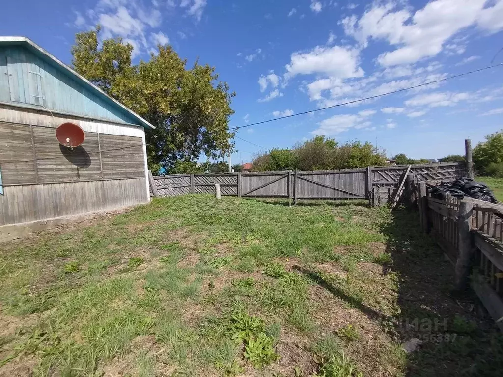 Дом в Омская область, Шербакульский район, с. Красноярка Советская ул. ... - Фото 2