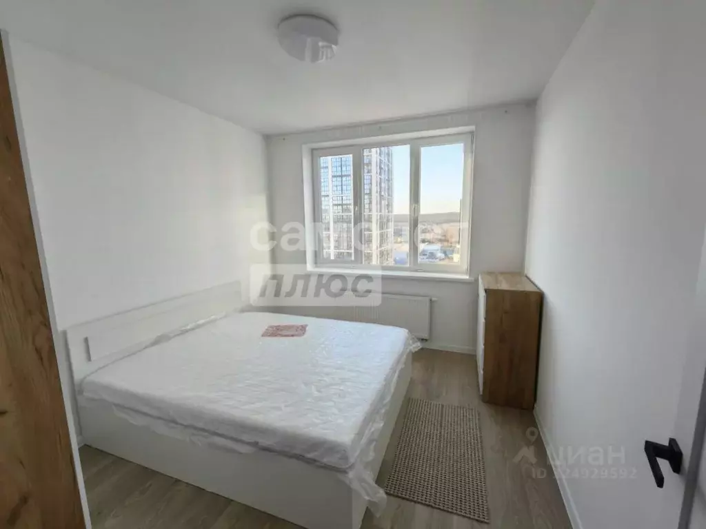 1-к кв. Свердловская область, Екатеринбург ул. Крауля, 107/2 (35.0 м) - Фото 1