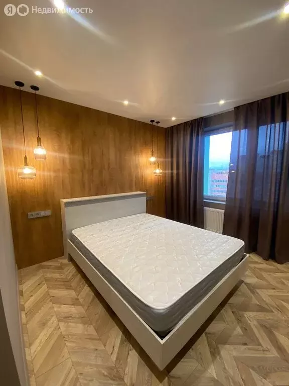 2-комнатная квартира: Пермь, улица Луначарского, 99 (75 м) - Фото 1