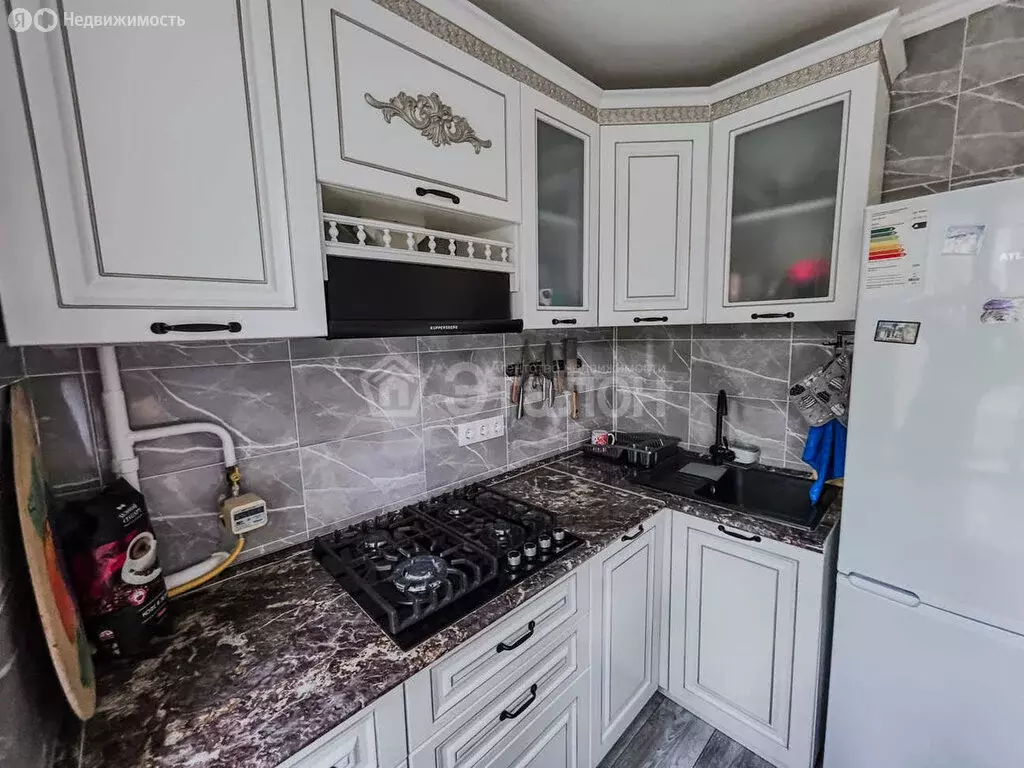 2-комнатная квартира: Волгоград, Льговская улица, 8 (48 м) - Фото 0