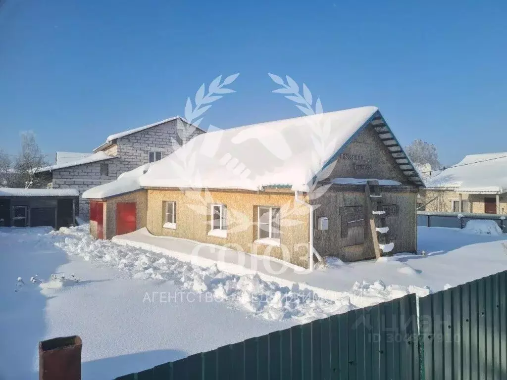 Дом в Калужская область, пос. Ферзиково ул. Первомайская, 5 (65 м) - Фото 1