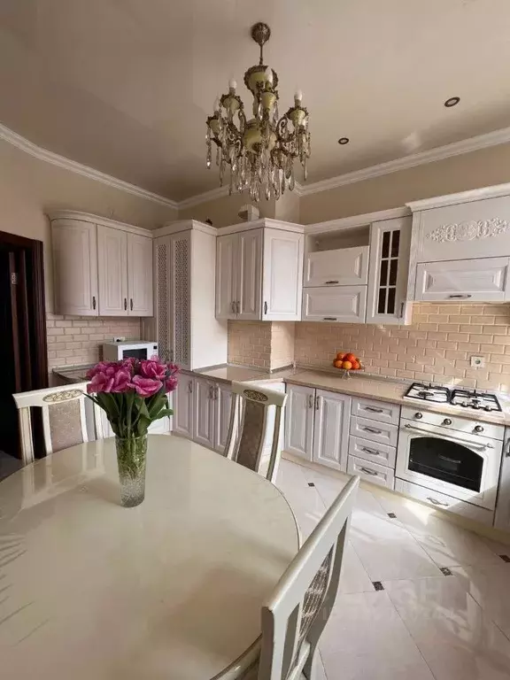 3-к кв. Кабардино-Балкария, Нальчик Эльбрусская ул., 19 (80.0 м) - Фото 2