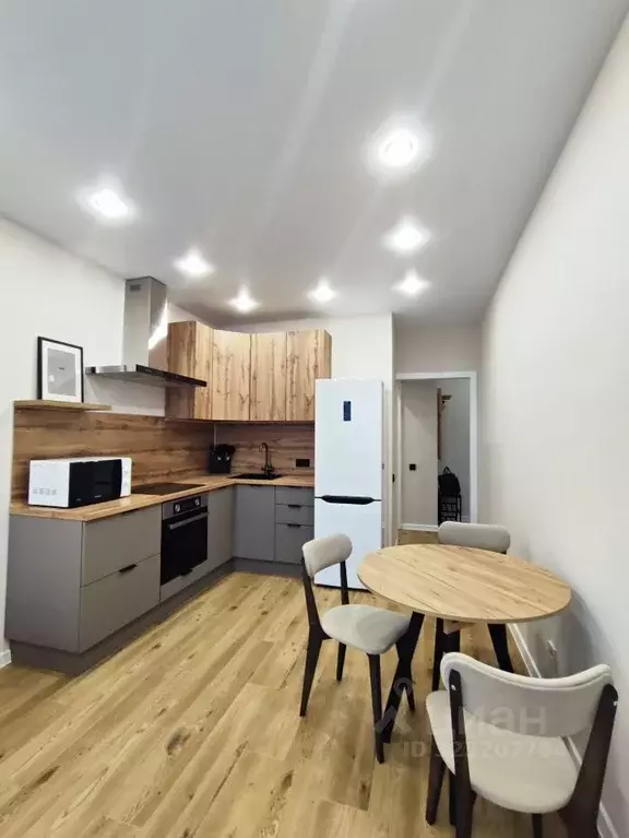 2-к кв. Ульяновская область, Ульяновск ул. Карбышева, 1В (42.0 м) - Фото 1