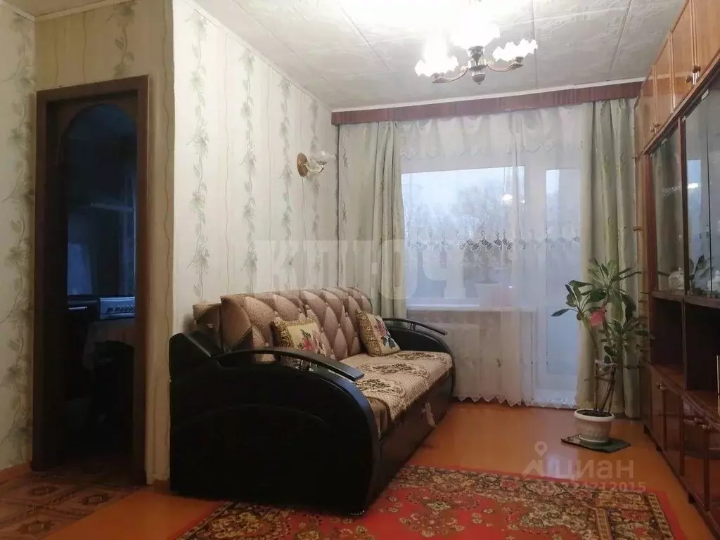 2-к кв. Вологодская область, Сокол ул. Суворова, 24 (43.7 м) - Фото 1