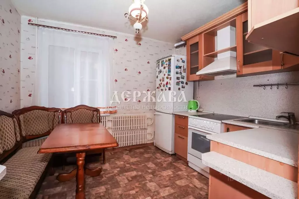 2-к кв. Белгородская область, Старый Оскол Дубрава мкр, 1 кв-л, 15 ... - Фото 1