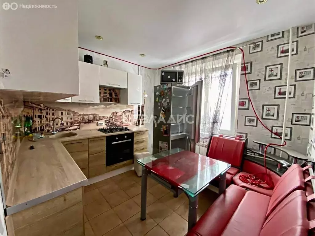 3-комнатная квартира: Белгород, улица Щорса, 55А (90 м) - Фото 2