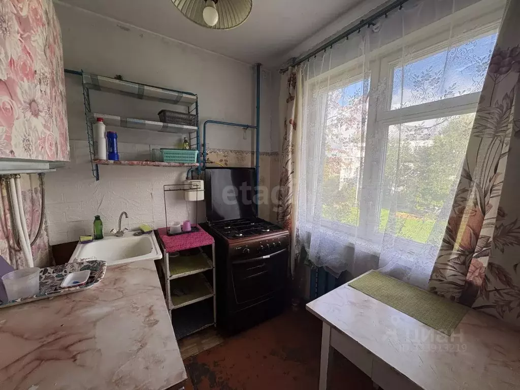 2-к кв. Псковская область, Остров ул. Меркурьева, 4 (42.9 м) - Фото 2