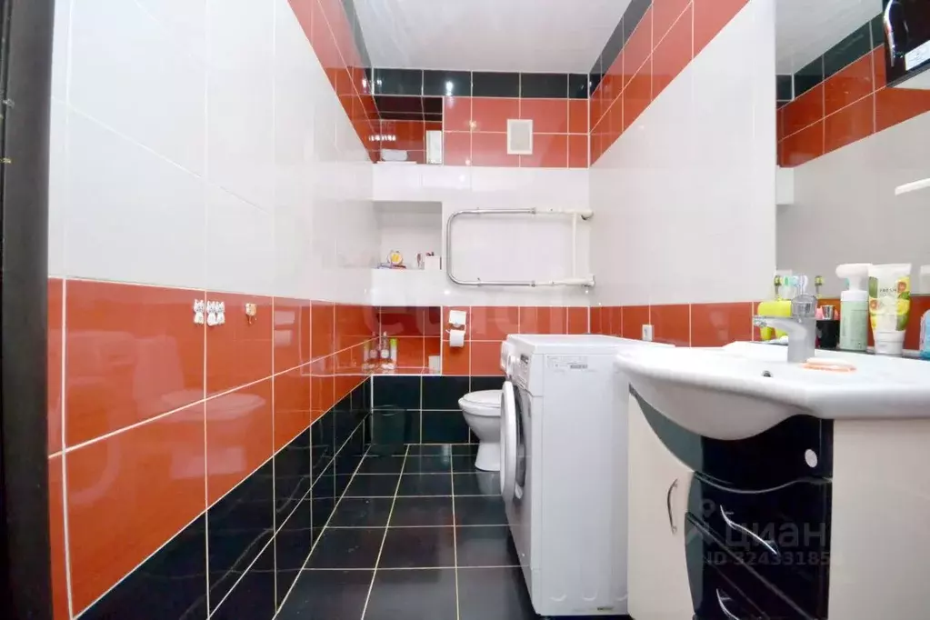 2-к кв. Саха (Якутия), Якутск просп. Михаила Николаева, 44 (56.4 м) - Фото 1