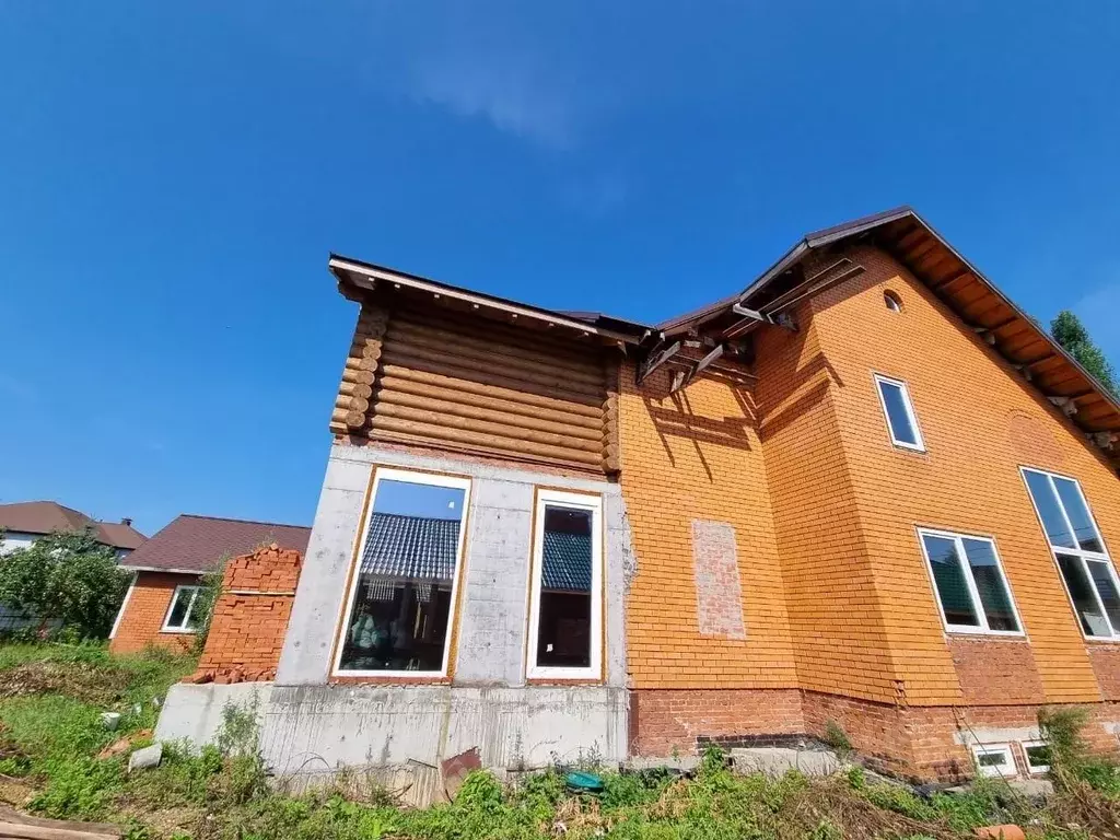 Коттедж в Башкортостан, Уфа ул. Коралловая (380 м) - Фото 0