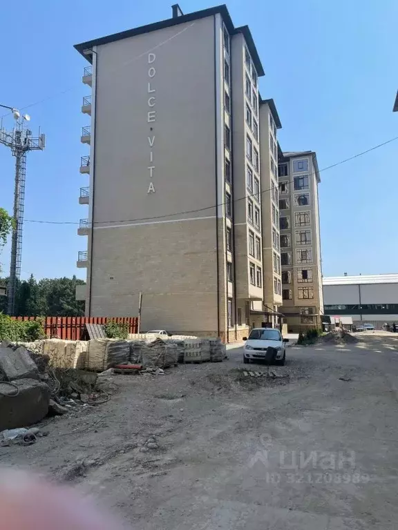 2-к кв. Кабардино-Балкария, Нальчик ул. Ашурова, 1Дк1 (73.0 м) - Фото 1