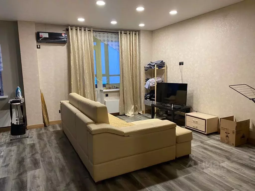 Студия Самарская область, Самара ул. Луначарского, 3 (46.0 м) - Фото 1