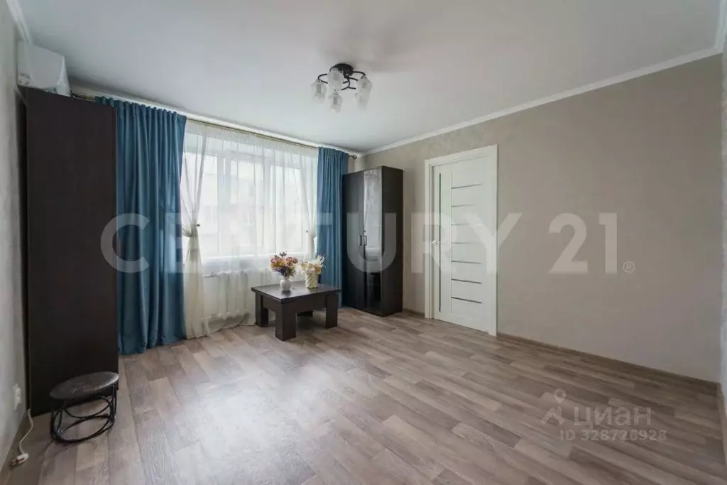 3-к кв. Липецкая область, Липецк ул. Циолковского, 38 (59.5 м) - Фото 1