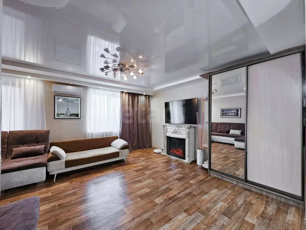 2-к кв. Татарстан, Набережные Челны ул. Раскольникова, 49В (65.0 м) - Фото 1