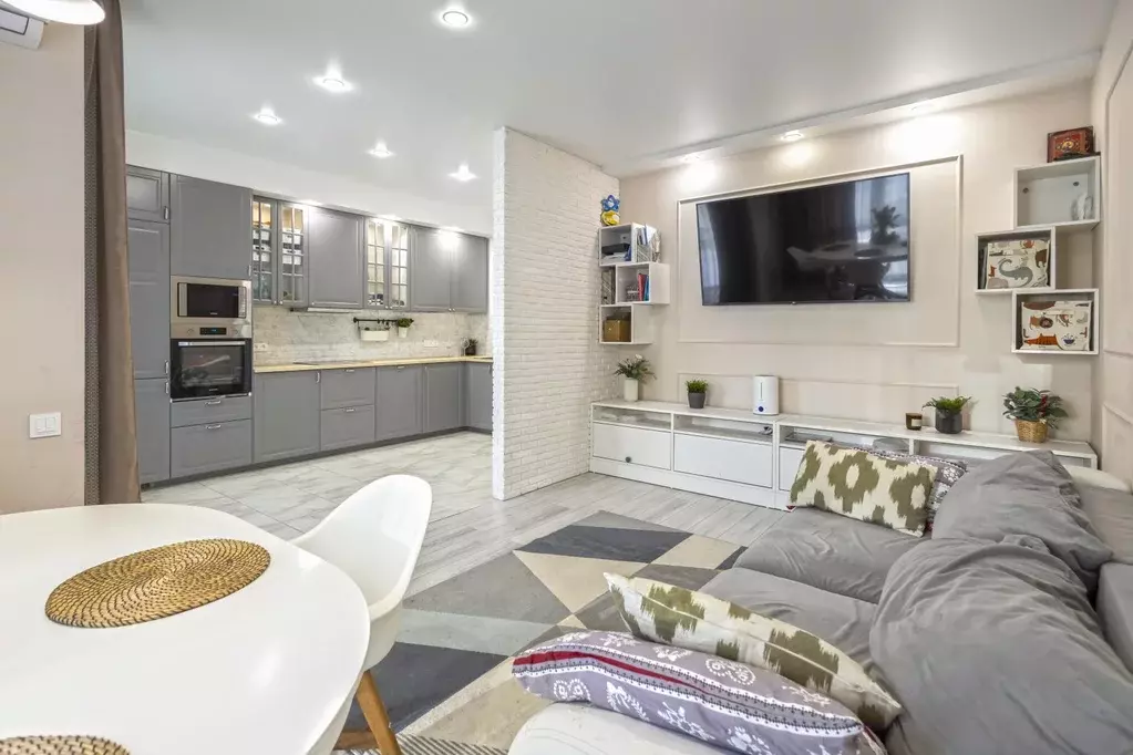 Продается 2-комнатная квартира - Фото 2