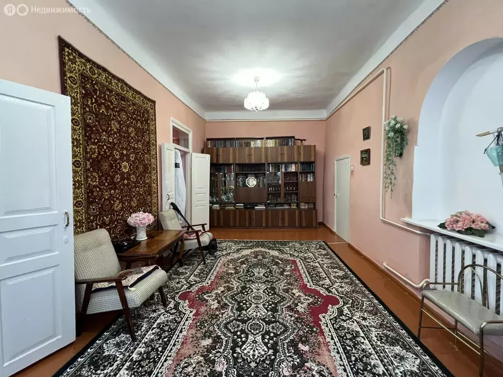 Дом в Беслан, улица Фидарова (164.9 м) - Фото 1