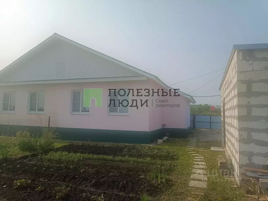 Таунхаус в Челябинская область, с. Чесма ул. Российская, 11Б (72 м) - Фото 1