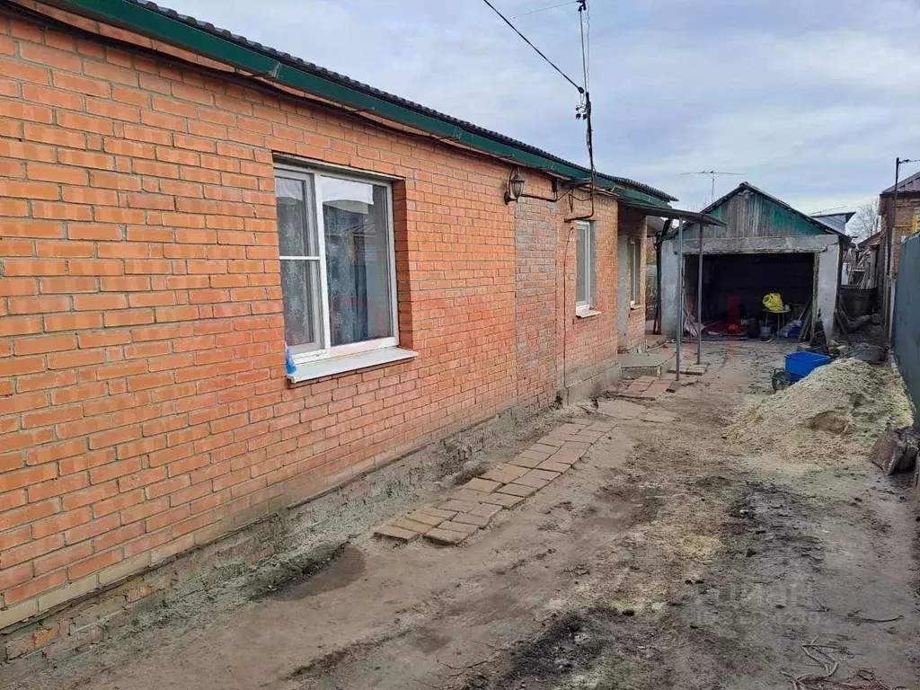 Дом в Ростовская область, Новочеркасск Набережная ул., 74 (70 м) - Фото 1