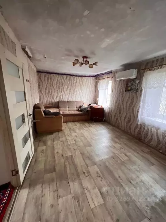 Дом в Крым, Ленинский район, с. Горностаевка ул. Слободская (50 м) - Фото 2