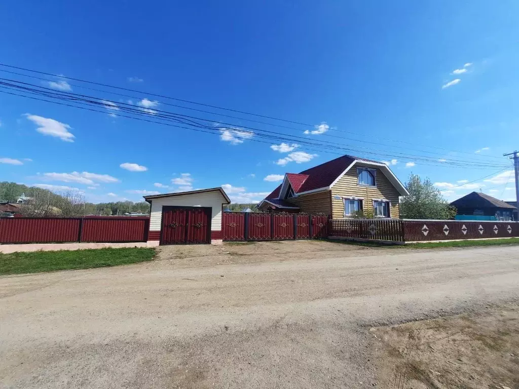 Дом в Башкортостан, Мечетлинский район, д. Новомещерово ул. Кутдуса ... - Фото 1