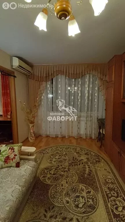 4-комнатная квартира: Орск, микрорайон Новый город, Ялтинская улица, ... - Фото 1