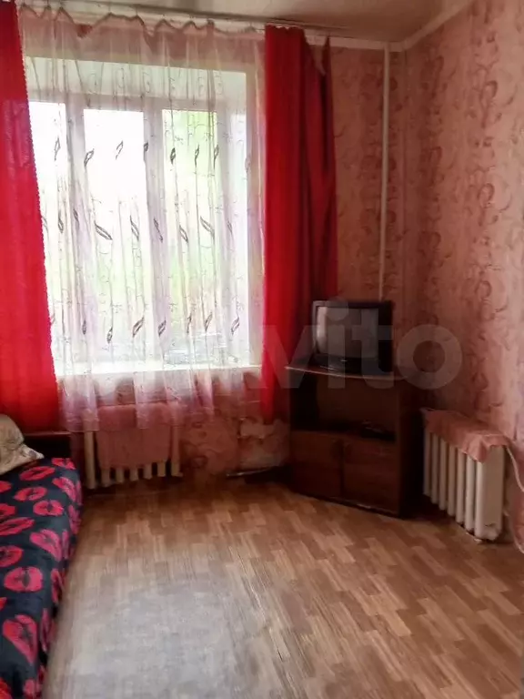 Комната 16 м в 1-к., 2/4 эт. - Фото 0