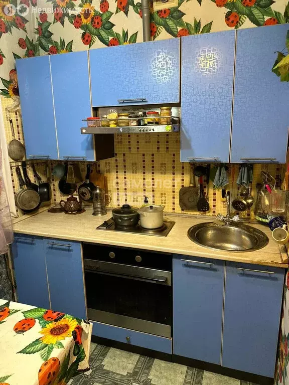 4-комнатная квартира: Иркутск, улица Розы Люксембург, 333 (58.9 м) - Фото 1