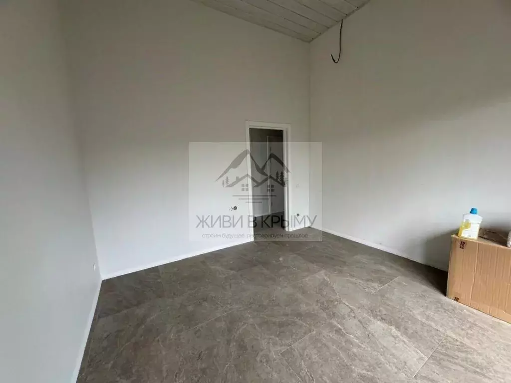 Дом в Крым, Симферопольский район, с. Трудовое ул. Энергетиков, 1 (65 ... - Фото 0