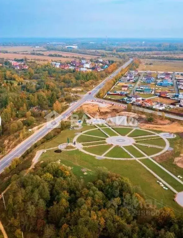 Участок в Ленинградская область, Тосненский район, Никольское ... - Фото 1