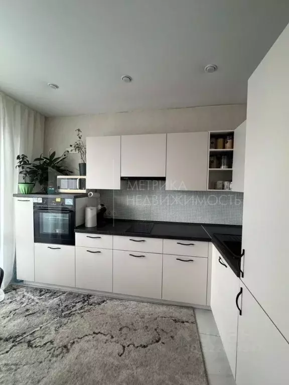 3-к кв. Тюменская область, Тюмень ул. Новоселов, 107к2 (55.7 м) - Фото 0