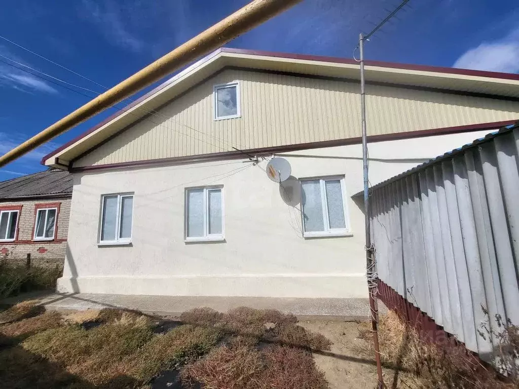 Дом в Краснодарский край, Темрюкский район, Краснострельское с/пос, ... - Фото 1