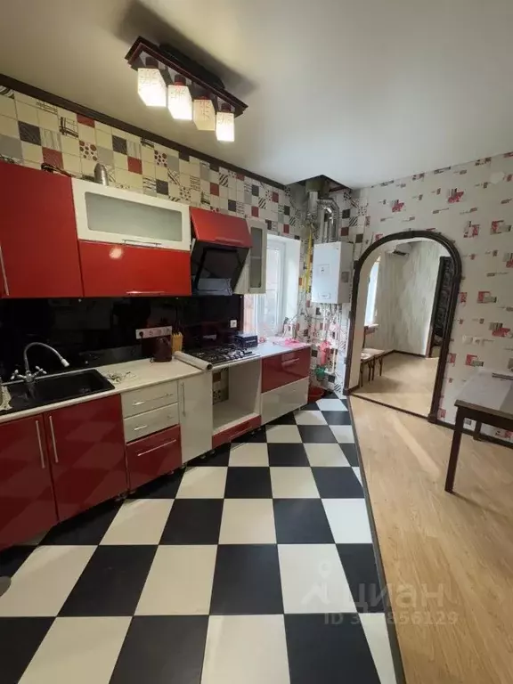 Дом в Ростовская область, Новочеркасск Комсомольский пер. (68 м) - Фото 0