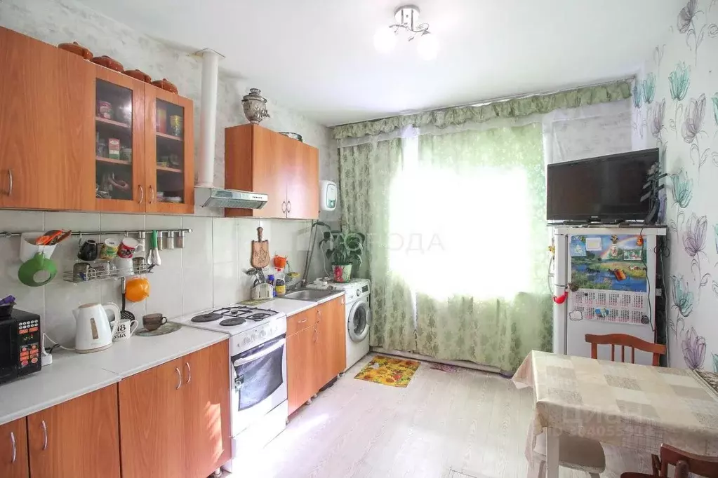 Дом в Алтайский край, Барнаул городской округ, пос. Новомихайловка ул. ... - Фото 0