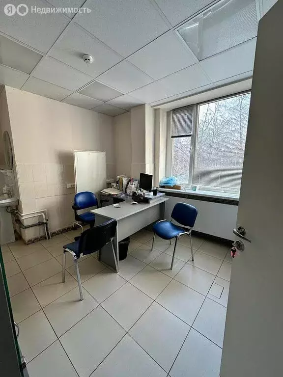 Помещение свободного назначения (300 м) - Фото 1