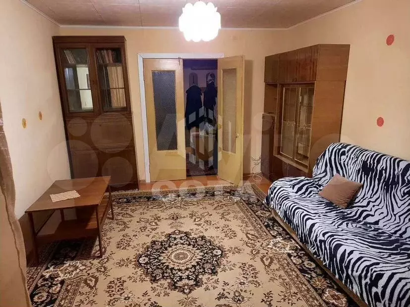 2-к. квартира, 50м, 1/9эт. - Фото 1