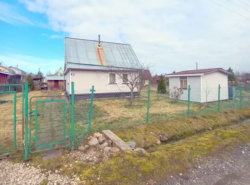 Дом в Ленинградская область, Гатчинский район, Новинка садоводческий ... - Фото 1