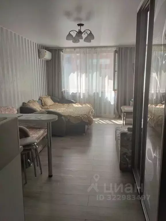 Студия Приморский край, Владивосток Некрасовская ул., 46 (24.0 м) - Фото 1