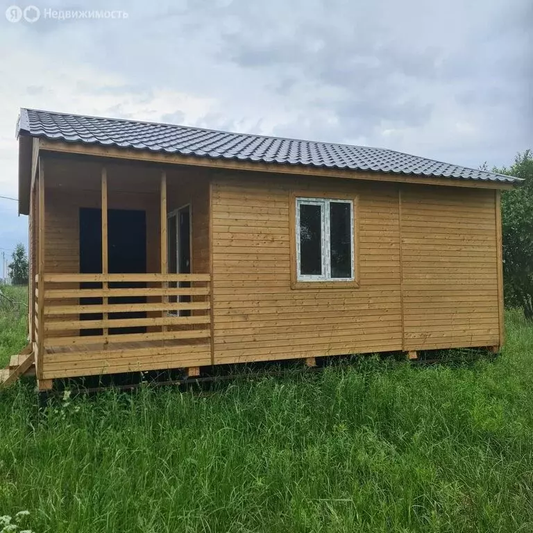 Дом в Московская область, городской округ Серпухов, СНТ Родник, 2 (42 ... - Фото 1