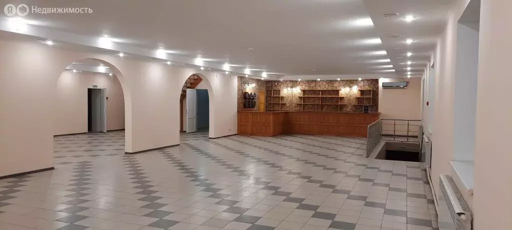 Помещение свободного назначения (270 м) - Фото 1