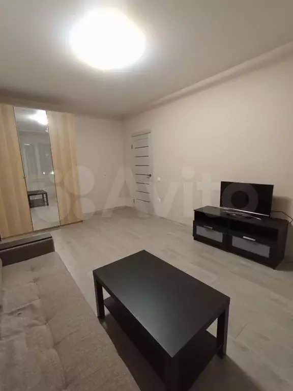 1-к. квартира, 38 м, 3/22 эт. - Фото 0