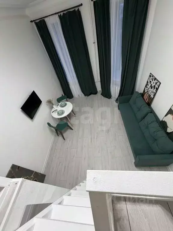 Комната Санкт-Петербург пер. Апраксин, 1 (31.0 м) - Фото 1