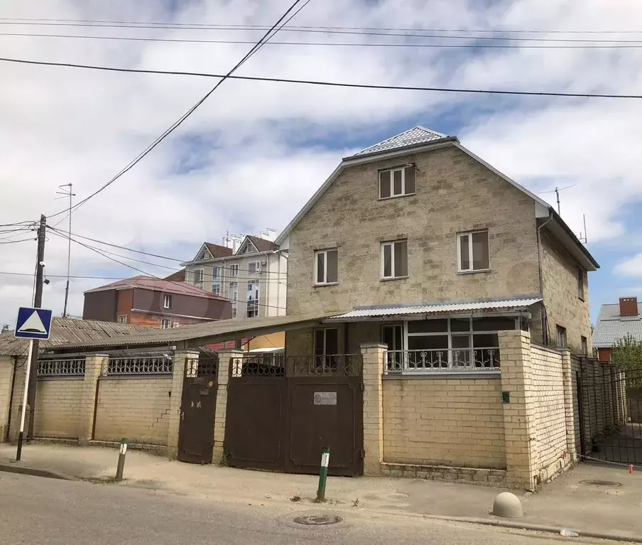 Дом 294,5 м на участке 3,3 сот. - Фото 0