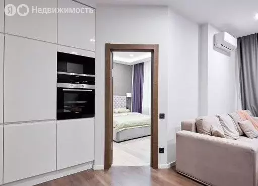 2-комнатная квартира: Ростов-на-Дону, Кировский проспект, 118 (50 м) - Фото 0