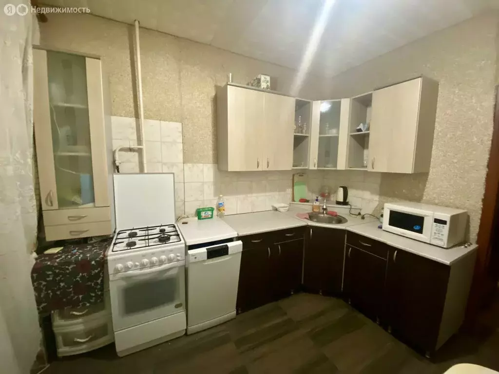 2-комнатная квартира: Новый Уренгой, район Северная Жилая Часть, ... - Фото 2