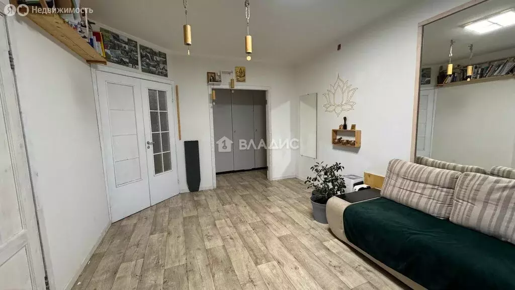 3-комнатная квартира: Волгоград, улица Рихарда Зорге, 52 (64.6 м) - Фото 1