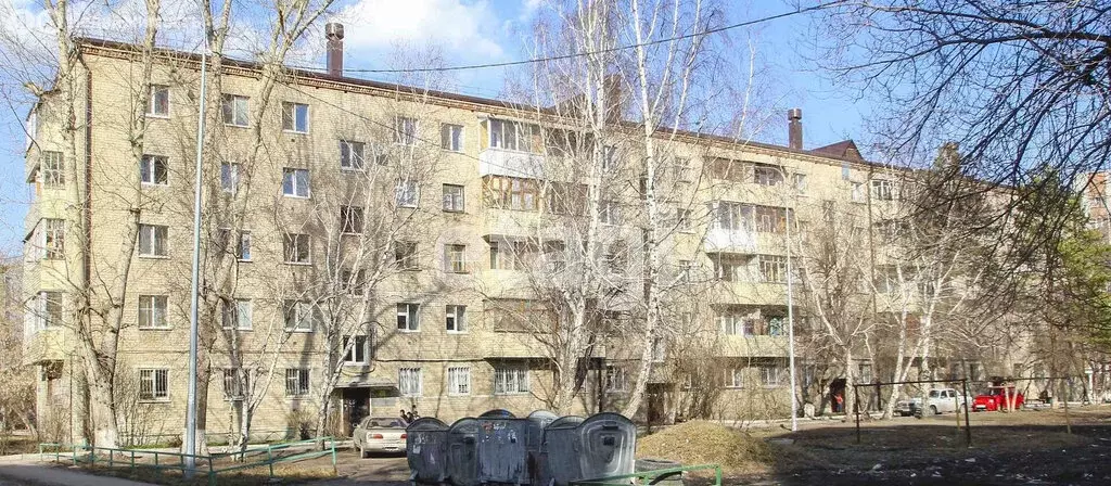 4-комнатная квартира: Тюмень, Курская улица, 3 (61.7 м) - Фото 0